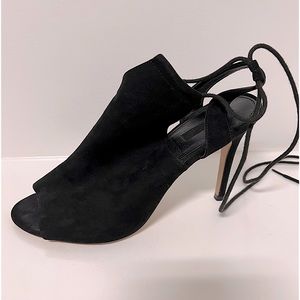 Sultry Black Laced Heels - Size 10 Women’s